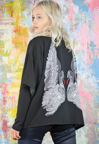 KIMONO IN BLACK WITH KISSING SWANS