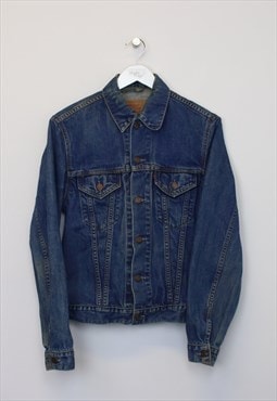 Vintage Levi's denim jacket in blue. Best fits M