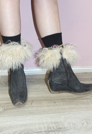 70'S STYLE GREY SUEDE AND FAUX FUR WEDGE BOOTS