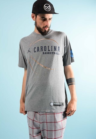 NIKE VINTAGE NIKE JORDAN CAROLINA BASKETBALL TEE SHIRT