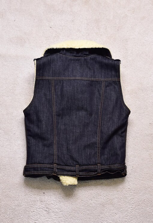 garment image
