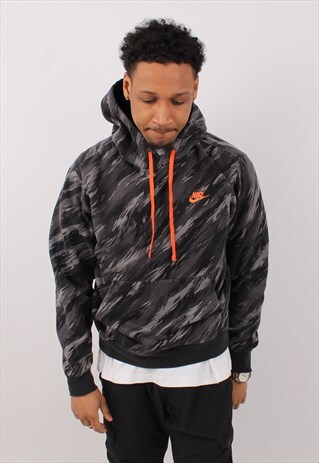 VINTAGE MEN'S NIKE BLACK CAMOUFLAGE PULLOVER HOODIE