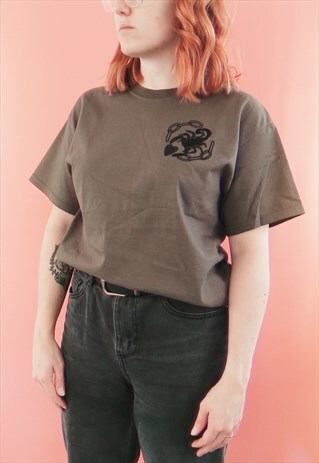 SCORPION CHAIN EMBROIDERED T-SHIRT OLIVE GREEN & BLACK
