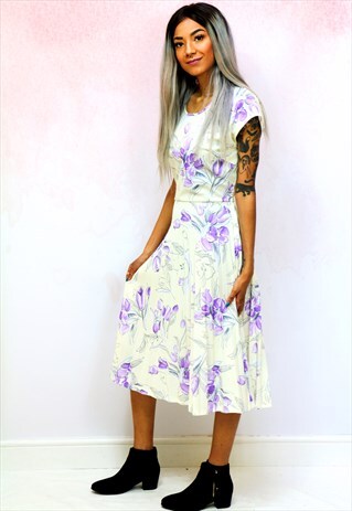 1980S VINTAGE LEMON AND LILAC FLORAL PLEATED MIDI DRESS