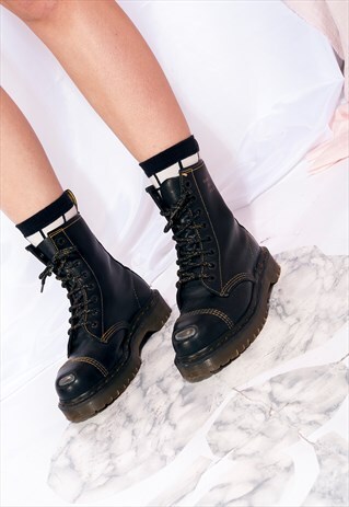 VINTAGE DR MARTENS BOOTS 90S GRUNGE LEATHER BOOTS