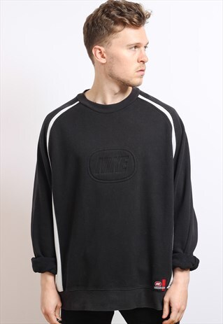 VINTAGE NIKE SWEATSHIRT