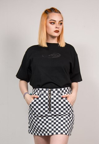 90'S VINTAGE BLACK UMBRO SPORTS T-SHIRT