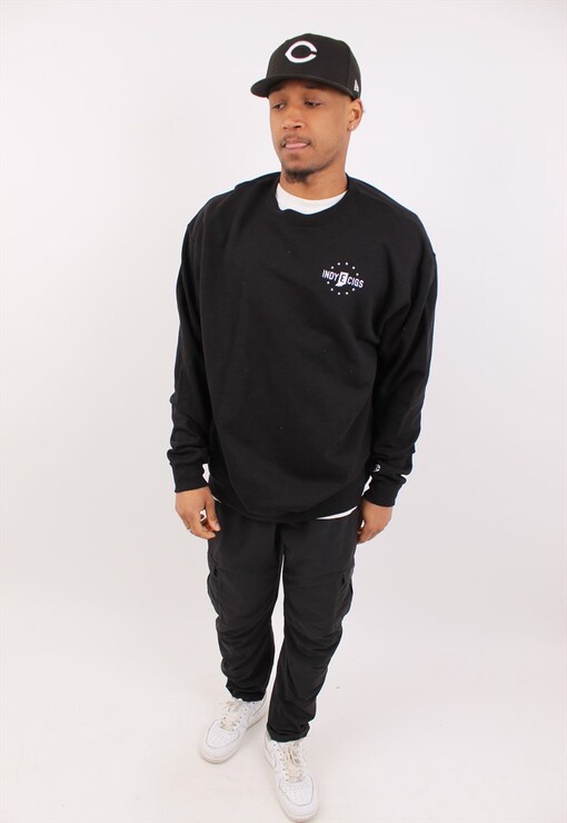 garment image
