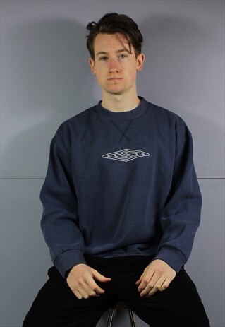 VINTAGE UMBRO SWEATSHIRT IN NAVY BLUE WITH CLASSIC EMBROIDER