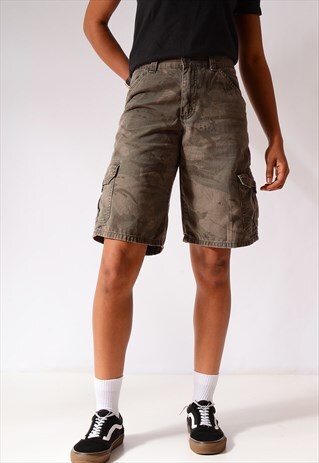 VINTAGE WRANGLER CARGO ARMY SHORTS CAMO GREEN