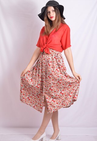 RED BUTTON FLORAL SKIRT