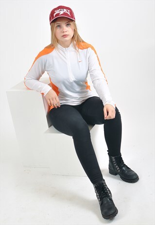 VINTAGE 1/4 ZIP LONG SLEEVE NIKE TOP