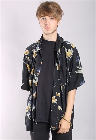 VINTAGE HAWAIIAN SHIRT