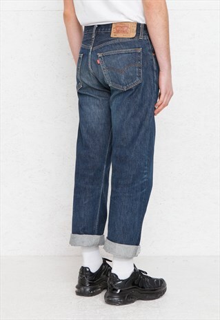 VINTAGE BLUE LEVI'S 501 FIT DENIM JEANS