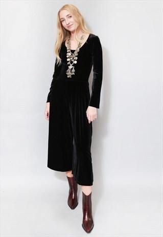 VINTAGE 1980'S BLACK VELVET WIDE LEG CROPPED JUMPSUIT
