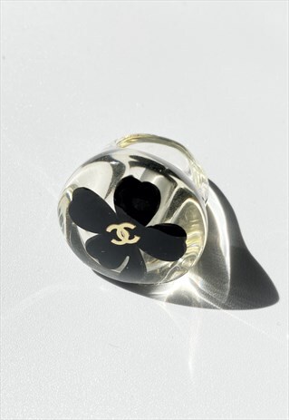 CHANEL RARE CLOVER RING