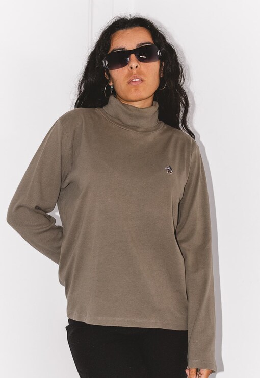 garment image