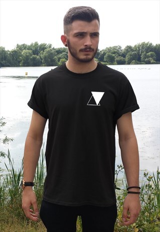B&W TEE