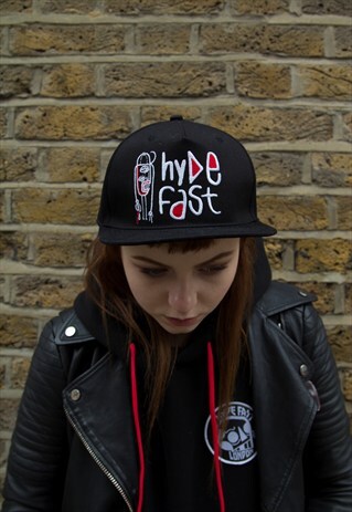PEEKASSO SNAPBACK CAP