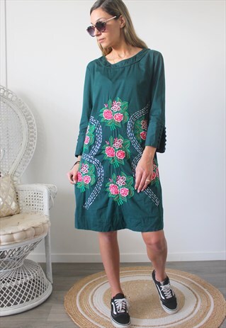 VINTAGE DRESS PRINT