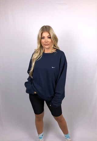 VINTAGE NIKE SWEATSHIRT IN NAVY