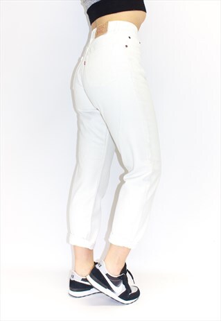 VINTAGE HIGH WAIST 501 WHITE LEVI JEANS