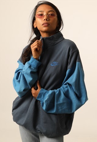 VINTAGE NIKE EMBROIDERED LOGO 1/4 ZIP SWEATSHIRT