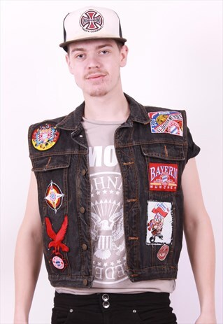VINTAGE 90'S DENIM GERMAN PATCHED FOOTBALL WAISTCOAT MEDIUM