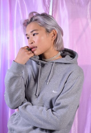 VINTAGE NIKE GREY HOODIE