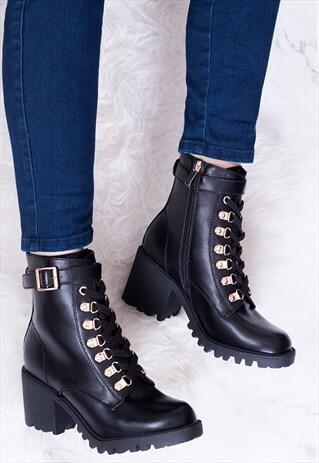 LACE UP BLOCK HEEL ANKLE BOOTS IN BLACK LEATHER STYLE-WELWYN