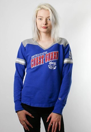CHAMPION EMBROIDERED LOGO COLLEGE SWEATSHIRT