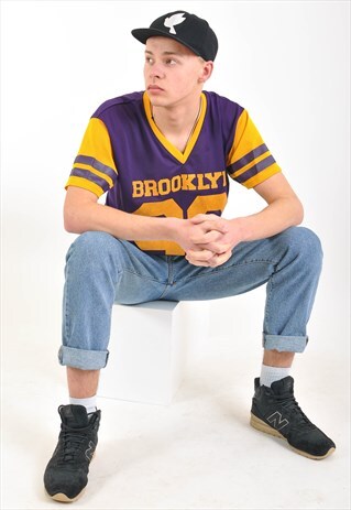 VINTAGE 90'S JERSEY