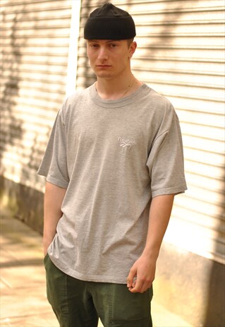 VINTAGE 90S REEBOK TSHIRT