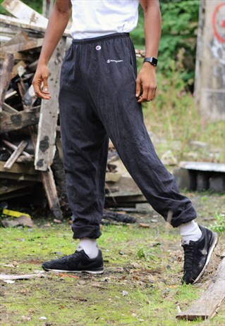 RETRO / EARLY 90'S / CHAMPION / TRACKIES