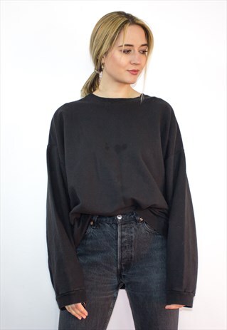 RETRO CREWNECK OVERSIZED SWEATSHIRT