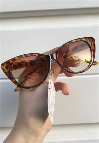 WOMENS VINTAGE 50S STYLE LEOPARD PRINT CAT EYE SUNGLASSES