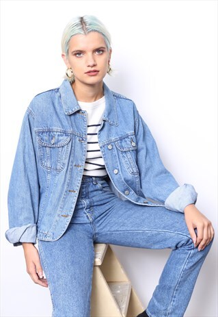 VINTAGE 90S LIGHT BLUE DENIM JACKET