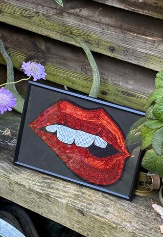 RED LIPS SEQUIN FRAMED PRINT