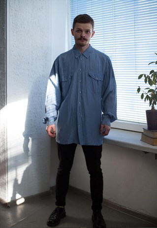 VINTAGE 90'S LIGHT BLUE SHIRT