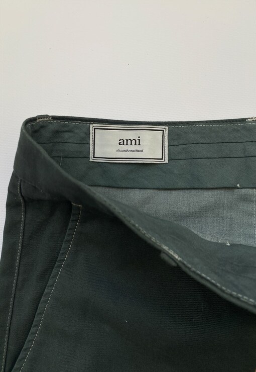 garment image
