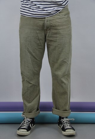 VINTAGE LEVI'S BEIGE CORD JEANS
