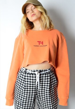 REWORKED VINTAGE 90S PEACH TOMMY HILFIGER CROPPED SWEATSHIRT