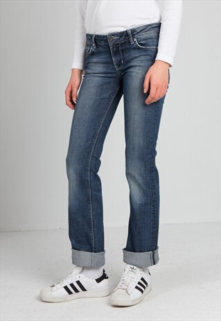 VINTAGE BLUE GUESS DENIM JEANS