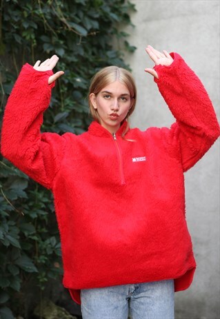 VINTAGE 90'S OVERSIZE FLEECE SWEATSHIRT IN RED