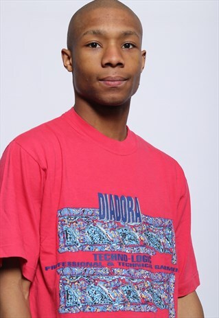 VINTAGE DIADORA BIG SPELL OUT LOGO PATTERN T-SHIRT PINK
