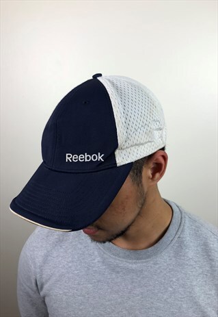 VINTAGE WHITE REEBOK CAP
