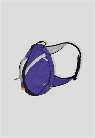 VINTAGE 00S NIKE SLING BAG IN NAVY BLUE