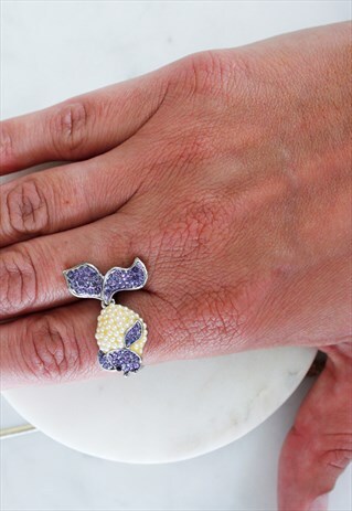 SILVER PURPLE DIAMANTE BEAD MOVING FISH ADJUSTABLE RING