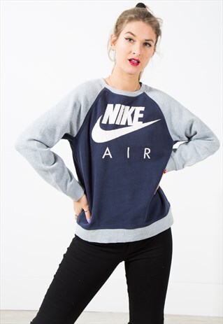 VINTAGE NIKE SWEATSHIRT / S1707