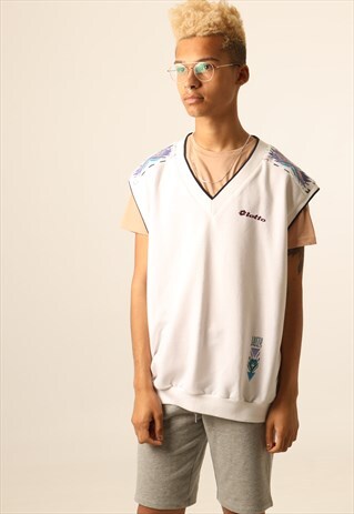 VINTAGE LOTTO EMBROIDERED SPELLOUT SLEEVELESS SWEATSHIRT